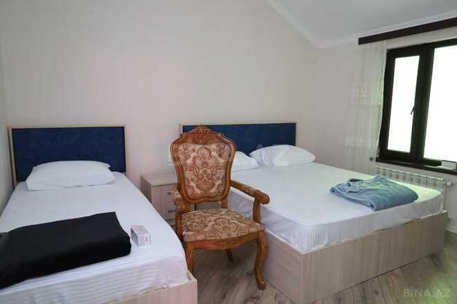 7 otaqlı həyət evi/bağ evi - Qax - 150 m² (12)