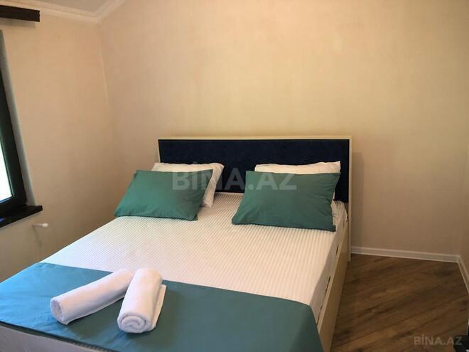 7 otaqlı həyət evi/bağ evi - Qax - 150 m² (18)