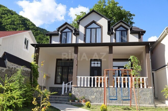 7 otaqlı həyət evi/bağ evi - Qax - 150 m² (2)