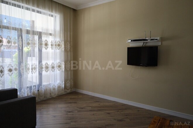 7 otaqlı həyət evi/bağ evi - Qax - 150 m² (7)