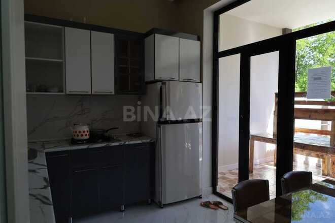 7 otaqlı həyət evi/bağ evi - Qax - 150 m² (14)