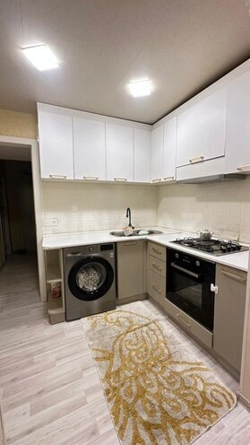 3-комн. вторичка - м. Иншаатчылар - 70 м² (9)