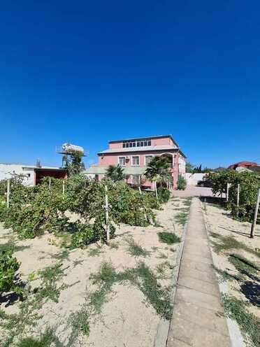 5 otaqlı həyət evi/bağ evi - Novxanı q. - 600 m² (5)