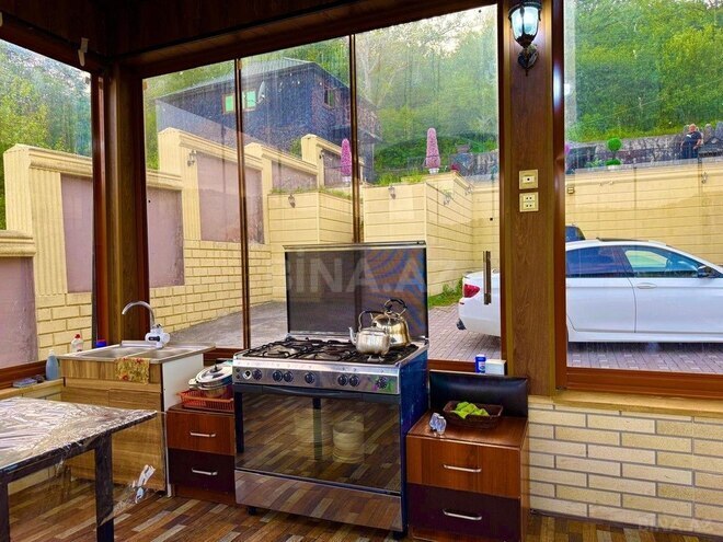 6 otaqlı həyət evi/bağ evi - Quba - 555 m² (24)