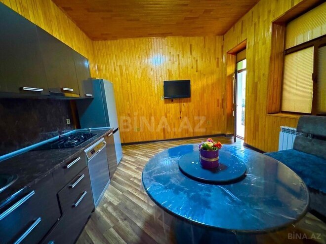 6 otaqlı həyət evi/bağ evi - Quba - 555 m² (13)