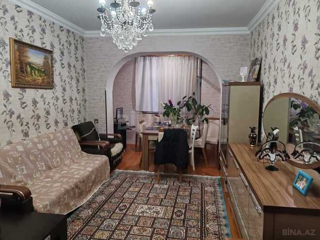3 otaqlı köhnə tikili - 8 Noyabr m. - 85 m² (1)