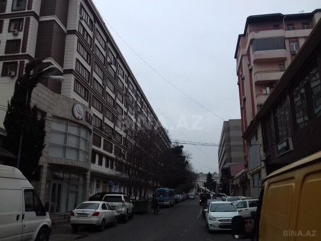 3 otaqlı köhnə tikili - 8-ci mikrorayon q. - 85 m² (3)