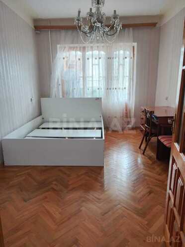3 otaqlı köhnə tikili - 8-ci mikrorayon q. - 85 m² (7)