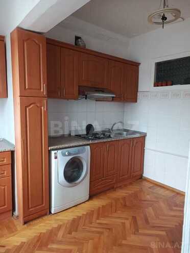 3 otaqlı köhnə tikili - 8-ci mikrorayon q. - 85 m² (8)