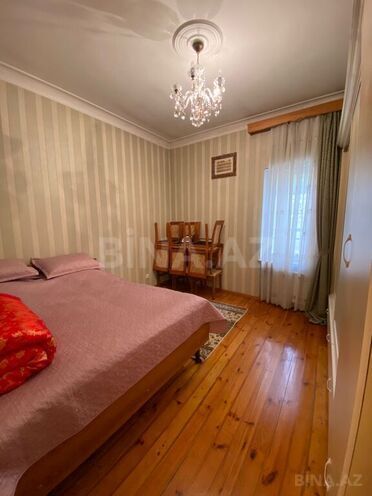 8 otaqlı həyət evi/bağ evi - Qaraçuxur q. - 400 m² (13)