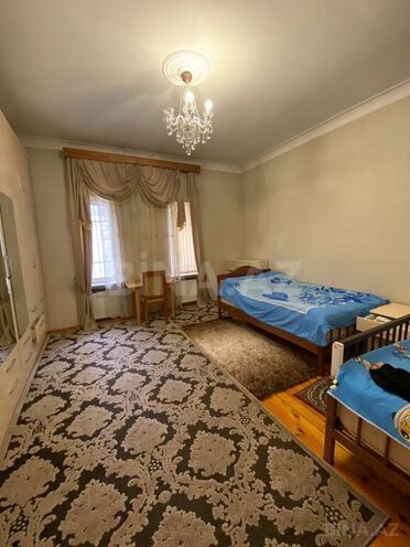 8 otaqlı həyət evi/bağ evi - Qaraçuxur q. - 400 m² (14)