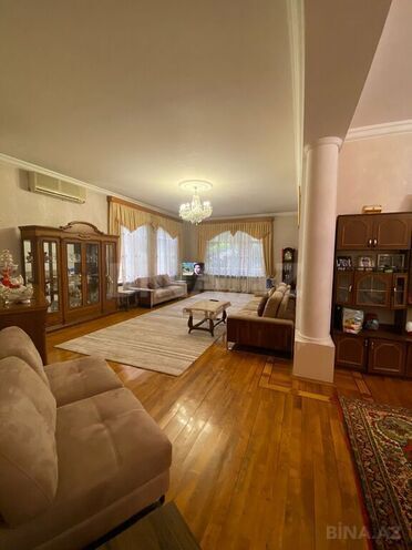 8 otaqlı həyət evi/bağ evi - Qaraçuxur q. - 400 m² (20)