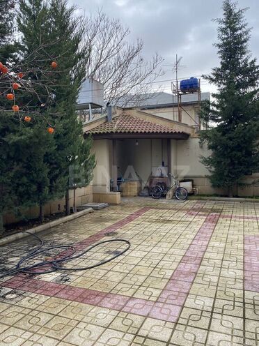 8 otaqlı həyət evi/bağ evi - Qaraçuxur q. - 400 m² (3)