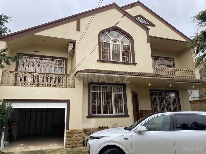 8 otaqlı həyət evi/bağ evi - Qaraçuxur q. - 400 m² (2)