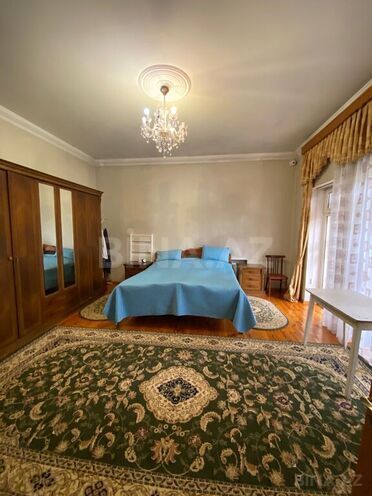 8 otaqlı həyət evi/bağ evi - Qaraçuxur q. - 400 m² (5)