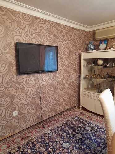 3 otaqlı köhnə tikili - İnşaatçılar m. - 48 m² (1)