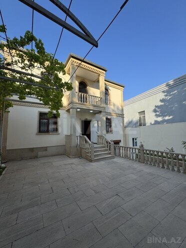 5 otaqlı həyət evi/bağ evi - Bakıxanov q. - 200 m² (3)
