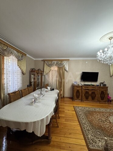 5 otaqlı həyət evi/bağ evi - Bakıxanov q. - 200 m² (9)