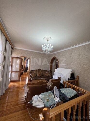 5 otaqlı həyət evi/bağ evi - Bakıxanov q. - 200 m² (13)