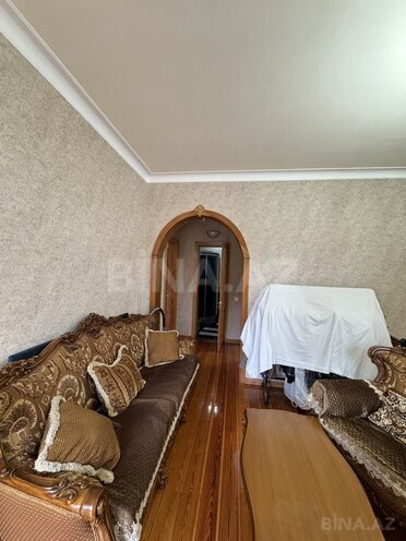 5 otaqlı həyət evi/bağ evi - Bakıxanov q. - 200 m² (19)