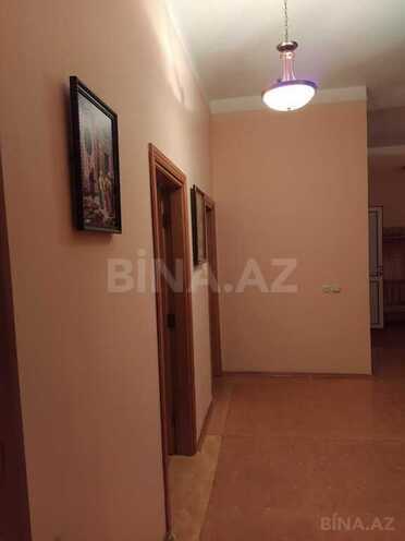 4 otaqlı həyət evi/bağ evi - Novxanı q. - 450 m² (9)