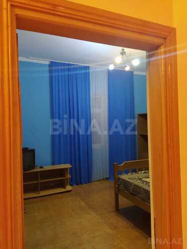 4 otaqlı həyət evi/bağ evi - Novxanı q. - 450 m² (8)