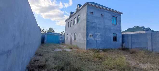 6 otaqlı həyət evi/bağ evi - Şüvəlan q. - 240 m² (1)