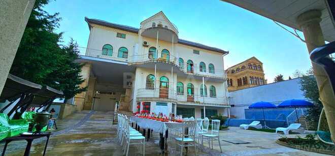 10 otaqlı həyət evi/bağ evi - Bakıxanov q. - 1000 m² (1)
