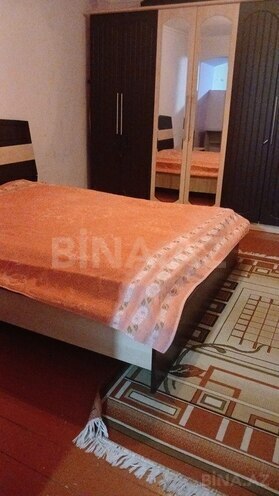 2 otaqlı köhnə tikili - 28 May m. - 40 m² (1)