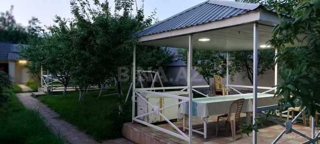 8 otaqlı həyət evi/bağ evi - Qəbələ - 260 m² (8)