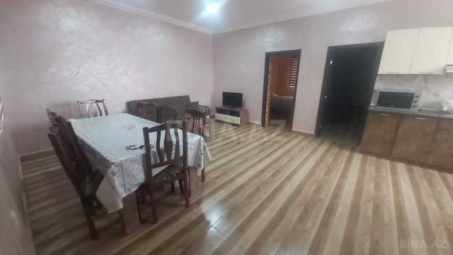 8 otaqlı həyət evi/bağ evi - Qəbələ - 260 m² (18)