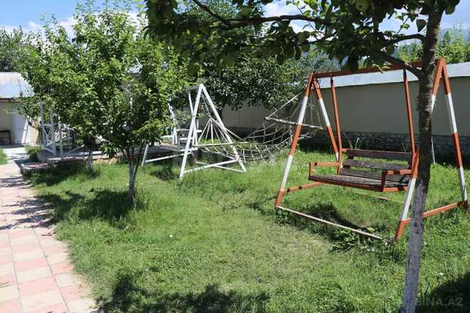 8 otaqlı həyət evi/bağ evi - Qəbələ - 260 m² (10)