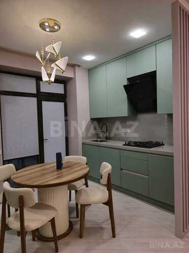 Сдаётся 3-комн. новостройка 105 м², м. 8 ноября, photo 1 from 13