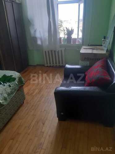 3 otaqlı köhnə tikili - Massiv A q. - 65 m² (1)
