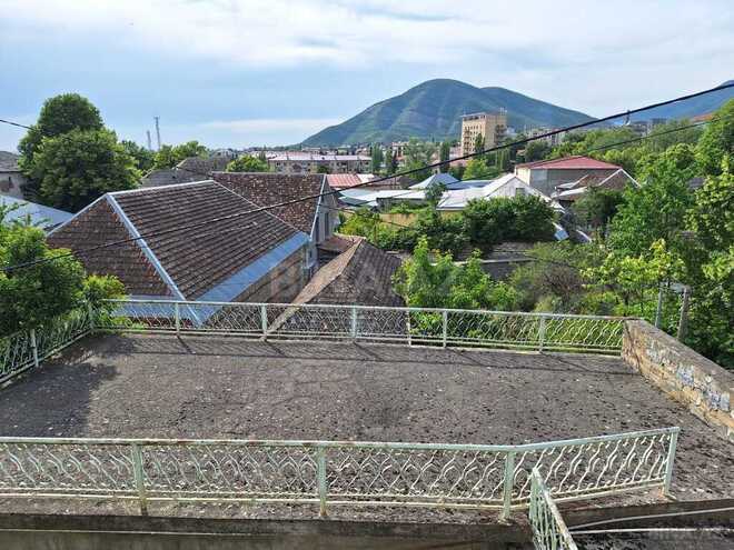 4 otaqlı həyət evi/bağ evi - Şəki - 120 m² (25)