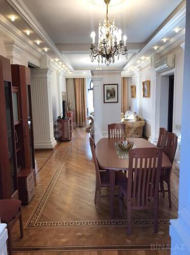 3 otaqlı köhnə tikili - Sahil m. - 90 m² (1)