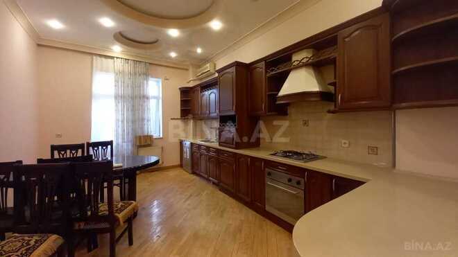 5 otaqlı yeni tikili - 8-ci mikrorayon q. - 240 m² (2)