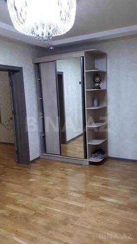 3-комн. новостройка - м. 8 ноября - 132.6 м² (22)