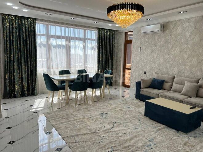 3-комн. новостройка - м. 28 мая - 82 м² (2)
