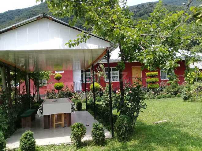 4 otaqlı həyət evi/bağ evi - Qax - 120 m² (2)