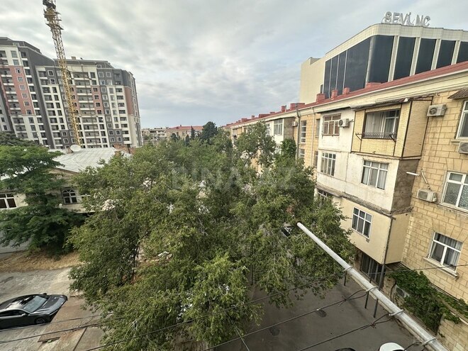 2-комн. вторичка - м. Кара Караев - 65 м² (4)