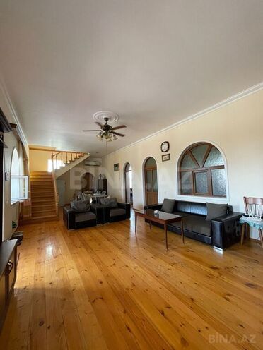 7 otaqlı həyət evi/bağ evi - Türkan q. - 242 m² (12)