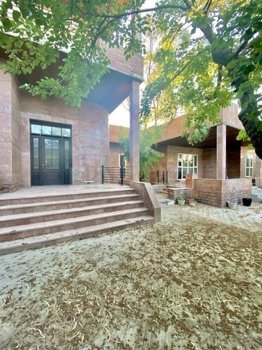 10 otaqlı həyət evi/bağ evi - Şüvəlan q. - 2000 m² (8)