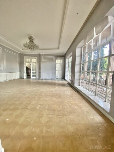 10 otaqlı həyət evi/bağ evi - Şüvəlan q. - 2000 m² (15)