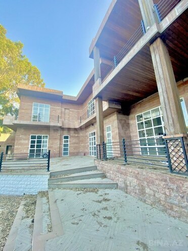 10 otaqlı həyət evi/bağ evi - Şüvəlan q. - 2000 m² (3)