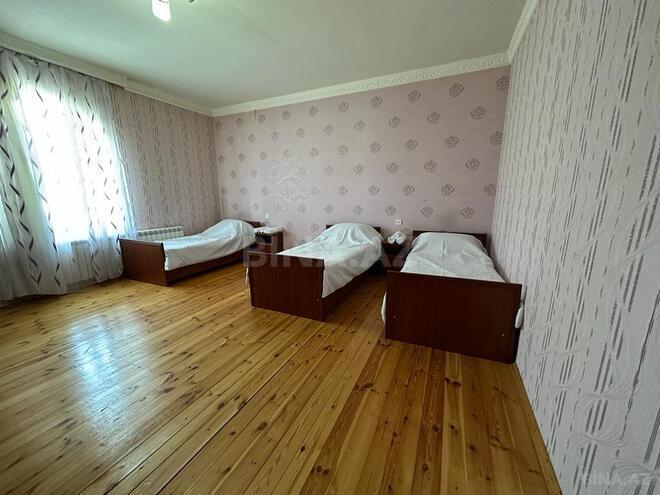 3 otaqlı həyət evi/bağ evi - Qəbələ - 160 m² (15)