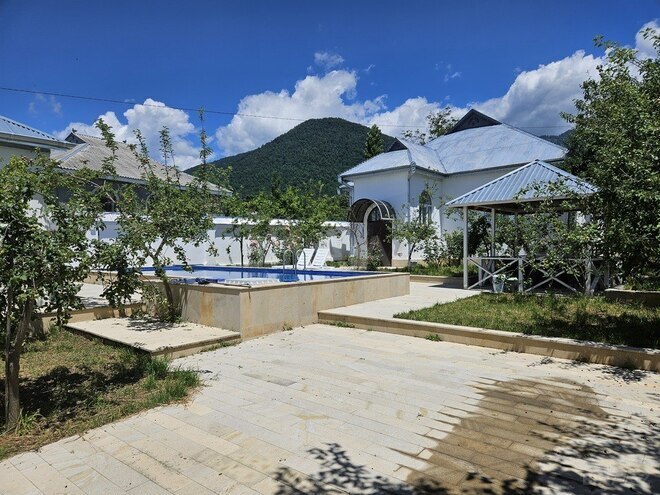 3 otaqlı həyət evi/bağ evi - Qəbələ - 160 m² (3)