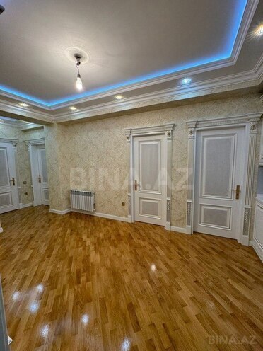 3 otaqlı yeni tikili - 8-ci mikrorayon q. - 100 m² (10)
