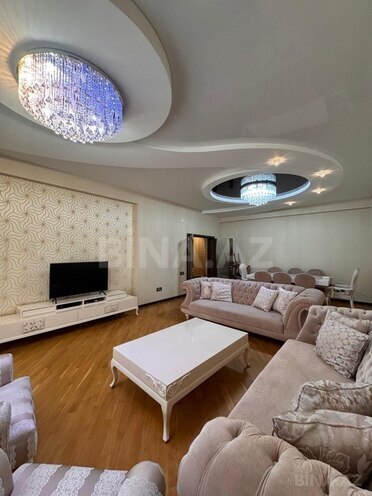 4 otaqlı yeni tikili - Elmlər Akademiyası m. - 220 m² (1)
