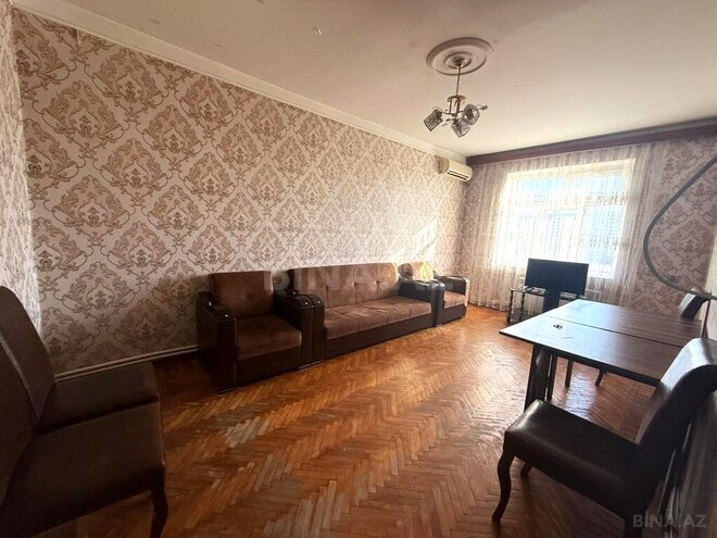 3 otaqlı köhnə tikili - Neftçilər m. - 75 m² (1)